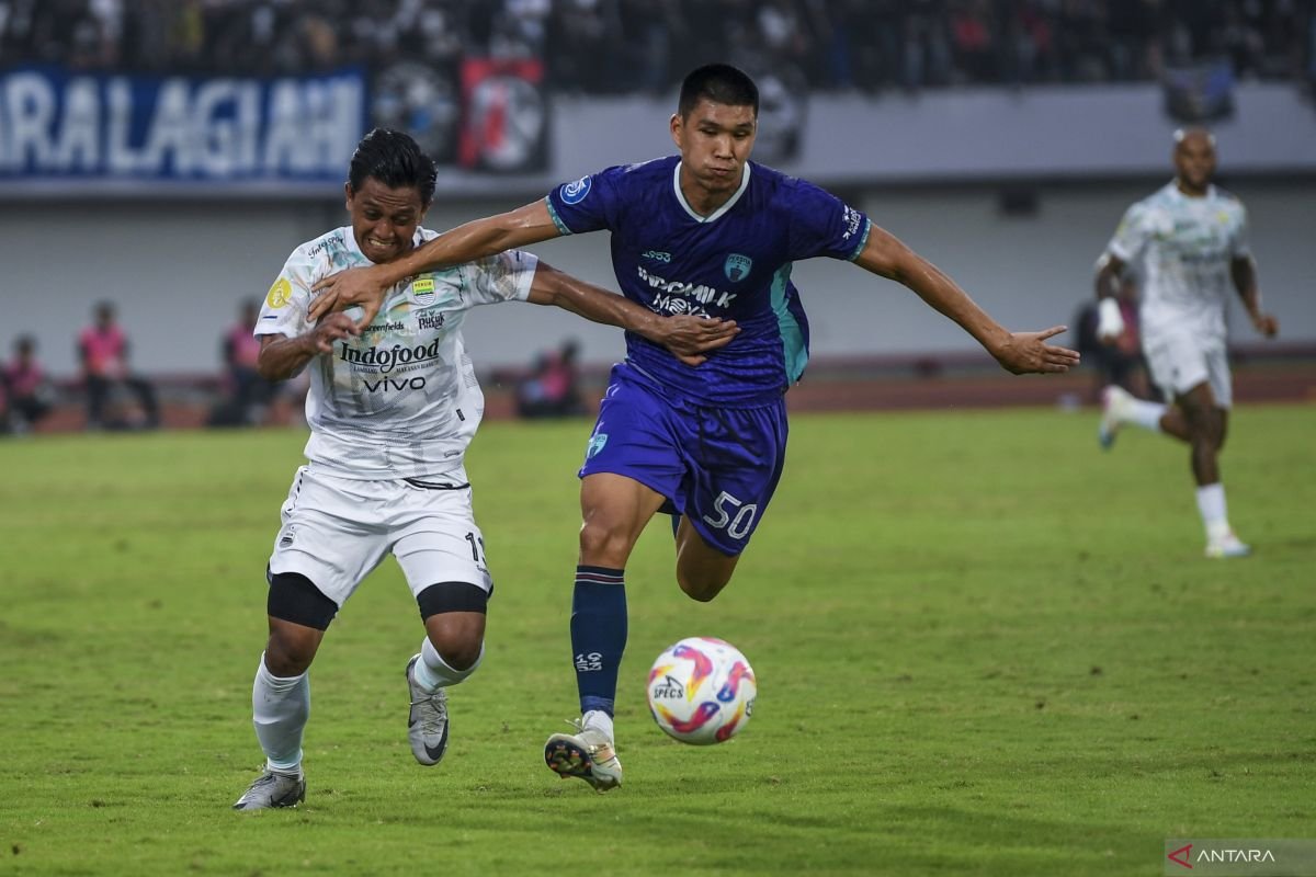 Meski Gagal Menang, Hodak Puji Penampilan Tim Persib