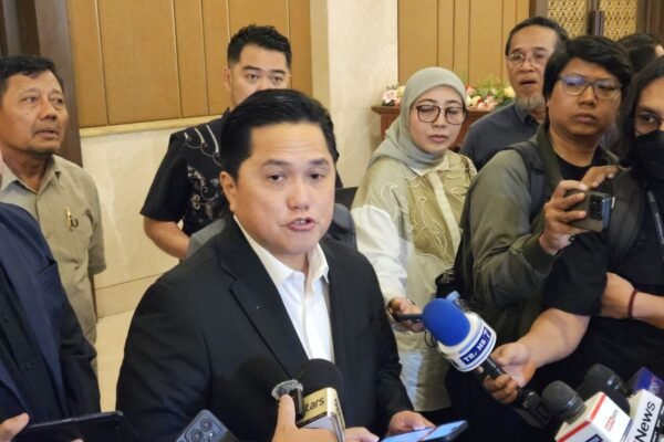 Erick Thohir Mengungkapkan bahwa Ole Romeny Perlu Menjalani Operasi