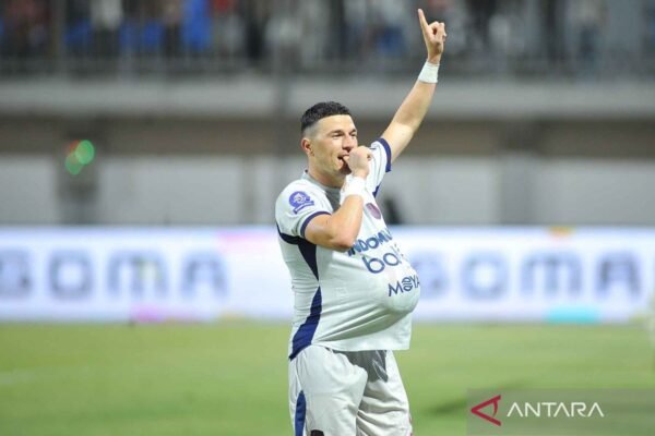 Karakter Kuat Persita Terlihat Saat Tahan Imbang Madura United