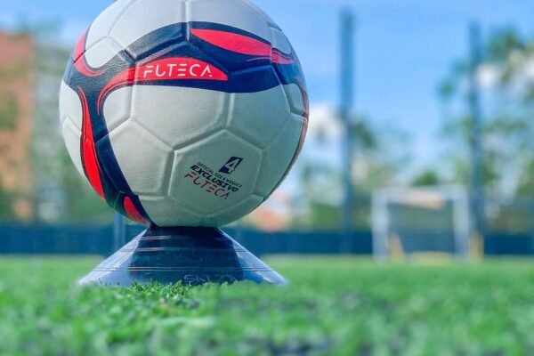 Perjalanan Tim Lokal dalam Kejuaraan Sepak Bola PSSI Nusantara