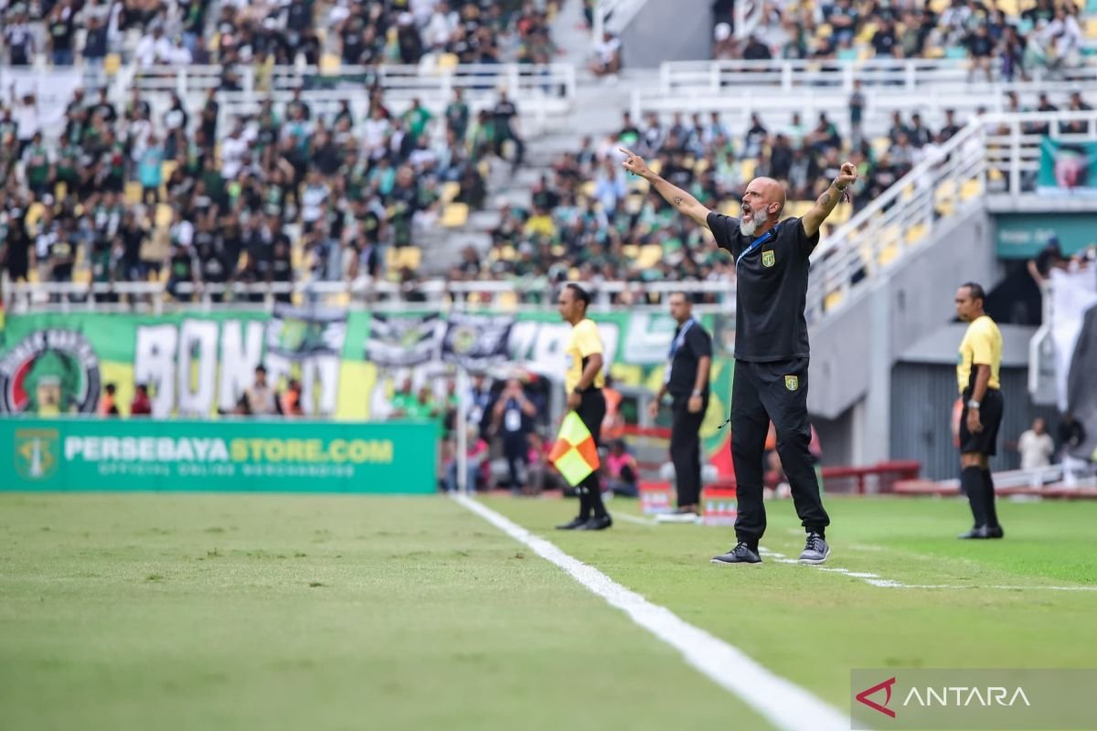 Pelatih Persebaya Merasa Kecewa dengan Hasil Imbang 1-1 Melawan Arema FC
